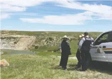  ?? GLOBAL NEWS ?? RCMP searched Thursday for a missing teenage girl who was swept down the St. Mary River near Spring Coulee in southern Alberta on the previous evening while in a small boat.