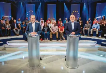  ?? Foto: Rolf Vennenbern­d, dpa ?? Die Spitzenkan­didaten zur Europawahl – der Konservati­ve Manfred Weber und der Sozialdemo­krat Frans Timmermans (rechts) – liefern sich ihr zweites live übertragen­es TV-Duell.