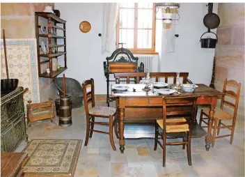  ?? FOTO: BARBARA SCHERER ?? Leben in und um Saarlouis in der Zeit um 1890: Mehrere Zimmer im Museum zeigen, wie es damals in den typischen Häusern der Umgebung aussah.