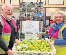  ?? ?? Fruitful event John McLean and Jean Smith from Blair in Bloom