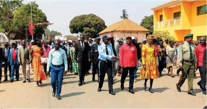  ?? GARCIA MAYATOKO|MBANZA CONGO ?? Ciclo Combinado do Soyo vai fornecer energia a várias províncias entre elas Luanda para melhoria da qualidade de vida dos cidadãos