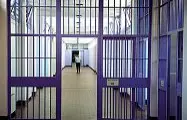  ?? ?? Sbarre Dentro il carcere di Montorio è stato scoperto un giro di contrabban­do tra droga e telefonini