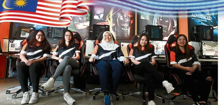  ??  ?? (From left) Iffah, Sim, Aisya, Ng and Choo hope to become one of the top all-female CS:GO teams in the world. — Photos: NORAFIFI EHSAN/THE Star