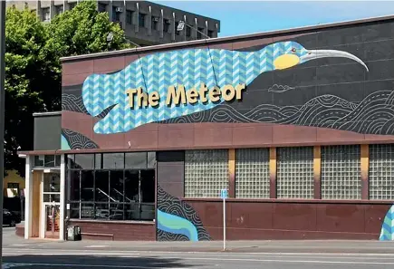  ??  ?? The Meteor opened the doors of its newly reconstruc­ted ‘‘black box’’ auditorium on May 19 with a sold-out season of One Hill of a Fight.