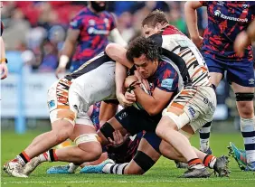  ?? ?? GOING NOWHERE: Bristol Bears’ Steven Luatua is stopped in his tracks