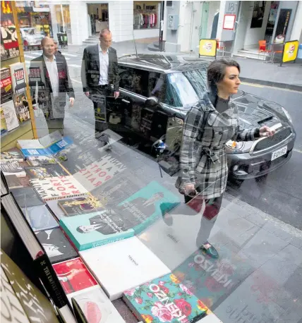  ?? Photo / Sarah Ivey ?? No street in Auckland has a bigger gap between the potential and the ridiculous reality than High St.