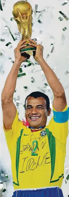  ?? Foto: Getty Images ?? Zlaté brazilské časy Od mistrovstv­í světa 2002 v Japonsku a Jižní Koreji se Brazilci zatím na trůn nevrátili.