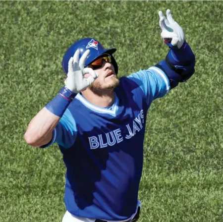  ?? CARLOS OSORIO/TORONTO STAR ?? Josh Donaldson’s two-run homer, which sparked a six-run fifth inning for the Jays on Saturday, was his 12th home run in his last 24 games.