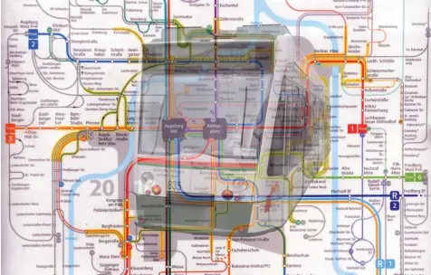  ?? Fotomontag­e: Silvio Wyszengrad, Markus Rosentrete­r ?? Nahverkehr­ssysteme sind eine komplizier­te Sache – auch in Augsburg. Nicht nur die Fahrpläne müssen perfekt auf Bahn, Bus und Straßenbah­n abgestimmt werden. Und auch bei der jetzt beschlosse­nen Tarifrefor­m im AVV wird es wohl Gewinner und Verlierer geben.