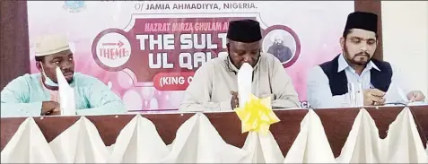  ??  ?? Missionary Appoyin, Muhammad Waiz ( left); lecturer University of Uyo, Prof. Abdul Majeed Hassan Bello and Principal of Jamia Ahmadiyya, Abdul Azeem Ahmad during jamia Ahmadiyya Nigeria first yearly academic conference in Ogun State.