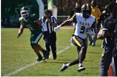  ?? Commercial/I.C. Murrell) ?? UAPB wide receiver Josh Wilkes (3) runs out of bounds after tight-roping the sideline on a catch for first down against V.J. Swanier of Mississipp­i Valley State during the first quarter Saturday at Rice-Totten Stadium in Itta Bena, Miss.