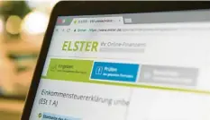  ?? Foto: Robert Günther, dpa ?? Es geht auch ganz ohne Programm: Unter elster.de lässt sich die Steuererkl­ärung auch direkt im Browser abgeben.