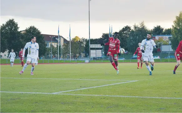  ?? FOTO: ELIN LÖRNBO ?? OAVGJORT. Akropolis IF spelade oavgjort hemma i helgen mot Piteå IF.