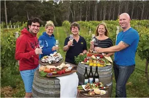  ??  ?? The Bruny Island Traveller Gourmet Experience offers a full day of pure indulgence with its seven-course fully inclusive gourmet experience.