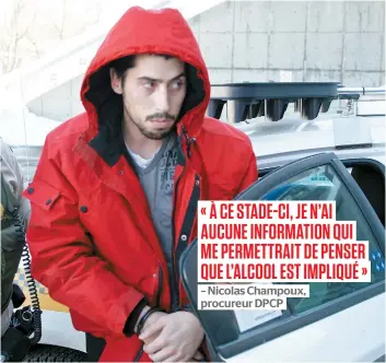  ??  ?? Dans la boîte des accusés hier, Michel Bélanger-morin, qui n’a aucun antécédent judiciaire, a longuement regardé les gens dans la salle, tout en restant impassible.