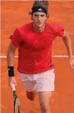  ??  ?? Stefanos Tsitsipas, 19 anni, 71 al mondo, ha vinto il Bonfiglio 2016