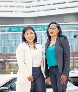  ?? VINCENT D JOHNSON / PIONEER PRESS ?? Jayline Perez, left, a program coordinato­r with Rush Education and Career Hub, and REACH executive director Rukiya Curvey Johnson.