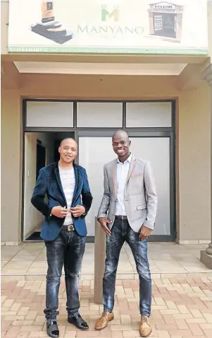  ??  ?? Themba Makamo, left, and his business partner, Oscar Dlamini, opened their company, Manyano Memorials, in 2016.