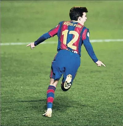  ?? JOSE BRETON / AP ?? Riqui Puig celebra el gol del quinto y definitivo lanzamient­o de la tanda de penaltis