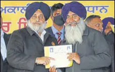  ?? HT PHOTO ?? SAD chief Sukhbir Singh Badal during a party rally in Jalandhar on Tuesday.