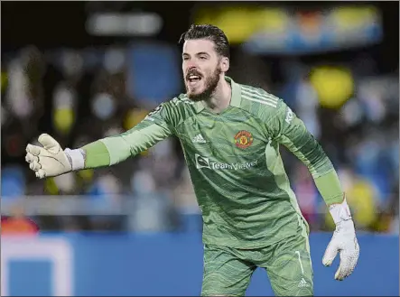  ?? FOTO: GETTY ?? De Gea celebra la victoria del Manchester United en La Cerámica
El meta madrileño mantuvo con vida a los suyos con varios paradones