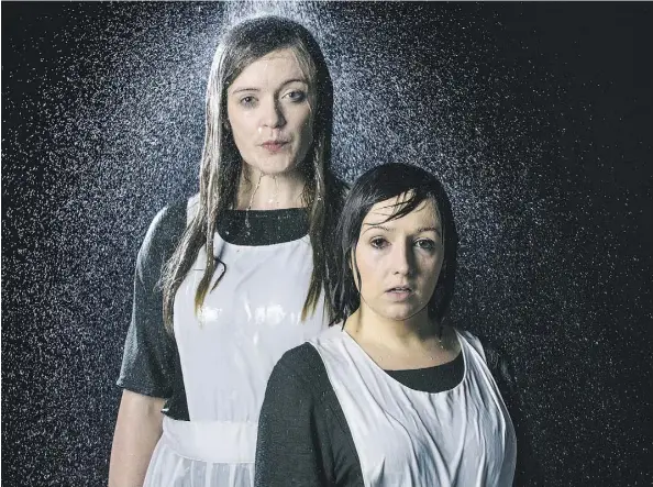  ??  ?? Jenny McKillop and Kendra Connor star in an against-the-odds relationsh­ip in a hospital for the criminally insane in Airswimmin­g at the Fringe.