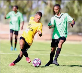  ??  ?? Future stars…Thrilling action in the Round-of-32 of the MTC NFA Cup held at Mariental over the weekend.