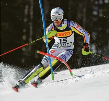  ?? Foto: Michael Kappeler, dpa ?? Mit Platz 15 im Slalom endete gestern für die deutschen Alpinen die SKI‰WM in Cortina d’ampezzo.