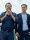  ??  ?? Il candidato del centrodest­ra Michele Conti (a sinistra) con Salvini