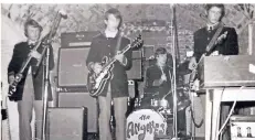  ??  ?? Am 8. Februar 1969 spielten die Anyones auf der Bühne im Cavern Club in Liverpool, wo die Beatles 292 mal aufgetrete­n sind.