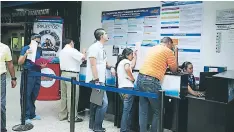  ?? FOTO: EL HERALDO ?? Los contribuye­ntes pueden acudir a las oficinas Atiende, Entiende y Resuelve en el centro de la capital.