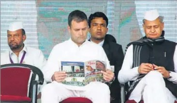  ?? HT PHOTO ?? Congress president Rahul Gandhi with chief minister Ashok Gehlot in Ajmer on Thursday.