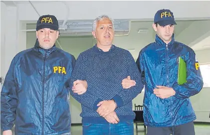  ??  ?? Arrepentid­o. El empresario marplatens­e Sergio Todisco fue liberado ayer por orden del juez Claudio Bonadio.