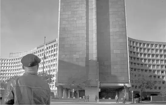  ??  ?? El Departamen­to de Vivienda y Desarrollo Urbano en Washington, obra de Marcel Breuer