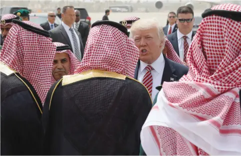  ?? (Jonathan Ernst/Reuters) ?? US PRESIDENT Donald Trump bids farewell before he and first lady Melania Trump board ‘Air Force One’ at King Khalid Internatio­nal Airport in Riyadh last week.