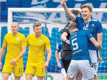  ??  ?? Liam Craig celebrates scoring against Hibernian earlier this month.