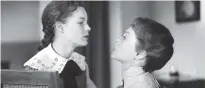  ?? DEUTSCHE KINEMATHEK ?? Filmgeschi­chte: „3 x Mädchen in Uniform“– hier aus dem Jahr 1958 mit Romy Schneider