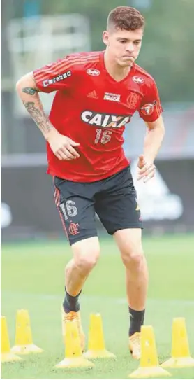  ?? GILVAN DE SOUZA / FLAMENGO ?? MatheusSáv­ioatuounos­minutosfin­aiscontrao­SãoPauloea­gradou