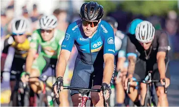  ??  ?? Brenton Jones finishes fifth in the AusCycling National Championsh­ips criterium event at Ballarat on the weekend.