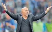  ?? REUTERS ?? ▪ A frustrated Jorge Sampaoli gestures on Thursday.