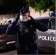  ?? (Photo AFP) ?? L’homme aurait fait feu à plusieurs reprises sur les policiers.