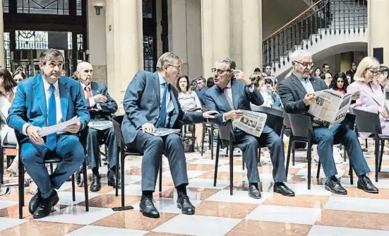  ?? Miguel Lorenzo ?? Jordi Juan; el presidente valenciano, Ximo Puig; el presidente del Grupo Godó, Javier Godó, y el alcalde de València, Joan Ribó