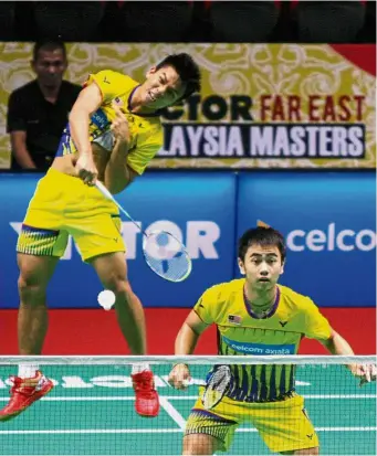  ??  ?? We click: Malaysia Goh Sze Fei (right) and Nur Izzuddin Rumsana defeated Keiichiro Matsui-Yoshinori Takeuchi of Japan 21-19, 22-24, 21-15 in the quarter-finals. — Bernama