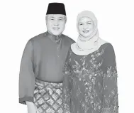  ??  ?? SALAM AIDILFITRI: Awang Tengah dan isteri, Datuk Dayang Morliah Awang Daud.