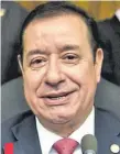  ??  ?? Miguel Cuevas, diputado colorado abdista imputado y en prisión por supuesto enriquecim­iento ilícito, dará una conferenci­a.