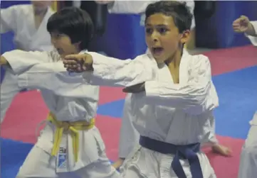  ?? (Photos DR) ?? Dès l’âge de  ans, les enfants peuvent accéder aux entraîneme­nts du Karaté club Cabasse.