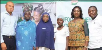  ??  ?? L-R: Regional Sales Manager, Unilever Nigeria Plc, Udeme Jacobs; Principal, Government Girls Junior Secondary School, Ungwar Muazu, Kaduna, Adama Abdulahi Wada; Head Girl, Government Girls Junior Secondary School, Sa’adatu Shuaibu; Assistant Head Girl, Blessing Ali; Brand Manager, Knorr Social Mission, Foluke Femi-Sanda and Area Sales Manager, Unilever Nigeria Plc, Haruna Sanusi at the Knorr Force For Good event held in Kaduna recently