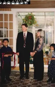  ??  ?? With his second wife, Jackie, during their 1997 wedding in the Annex, flanked by his children, Thomas, 8, and Emma, 6