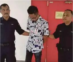  ??  ?? MOHD Abdul Hakim didenda RM2,000 oleh Mahkamah Majistret, semalam.