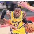  ?? FOTO: DPA ?? Durchsetzu­ngstark: Dennis Schröder von den Los Angeles Lakers.